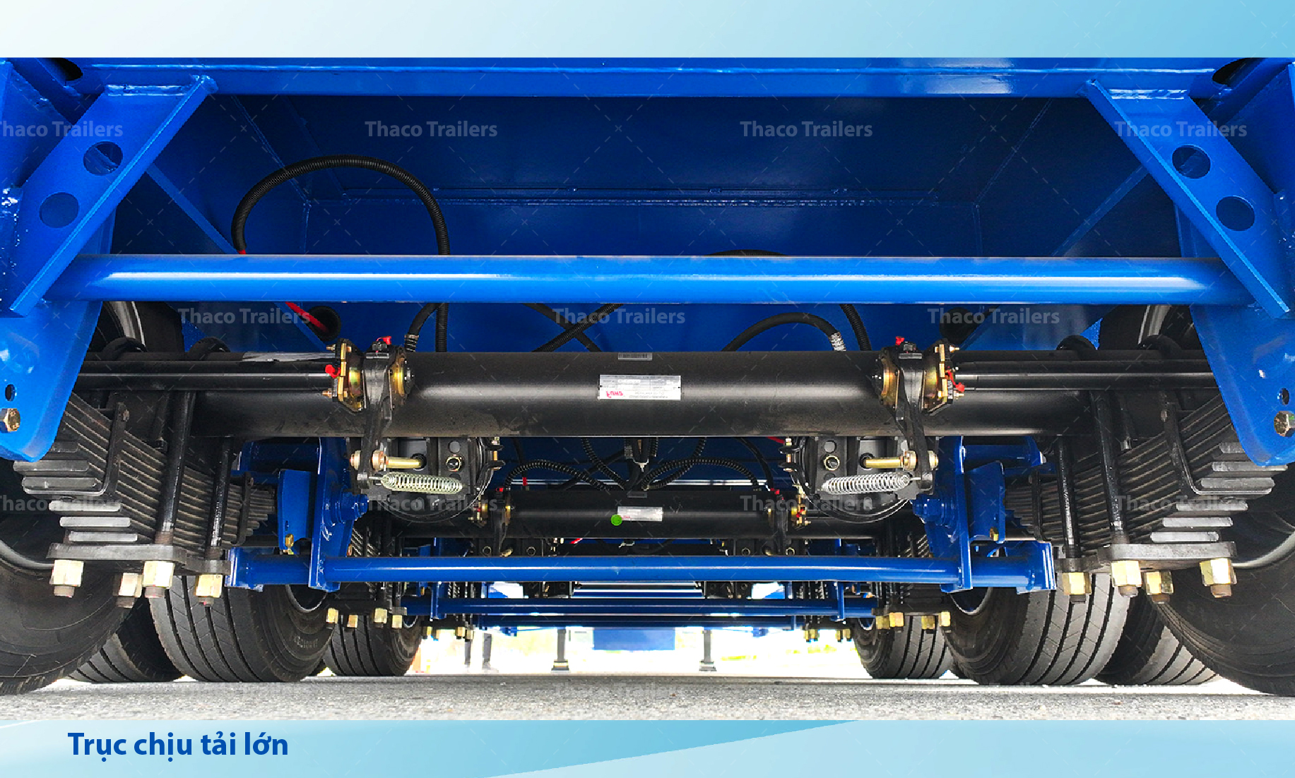 Moóc được trang bị 3 trục Fuwa, có khả năng chịu tải lớn Moóc được trang bị 3 trục Fuwa, có khả năng chịu tải lớn.
