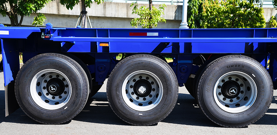 Lốp Sơ mi rơ moóc Xương cổ cò Thaco Trailers 45' 3 trục 6 khóa (14,3m)